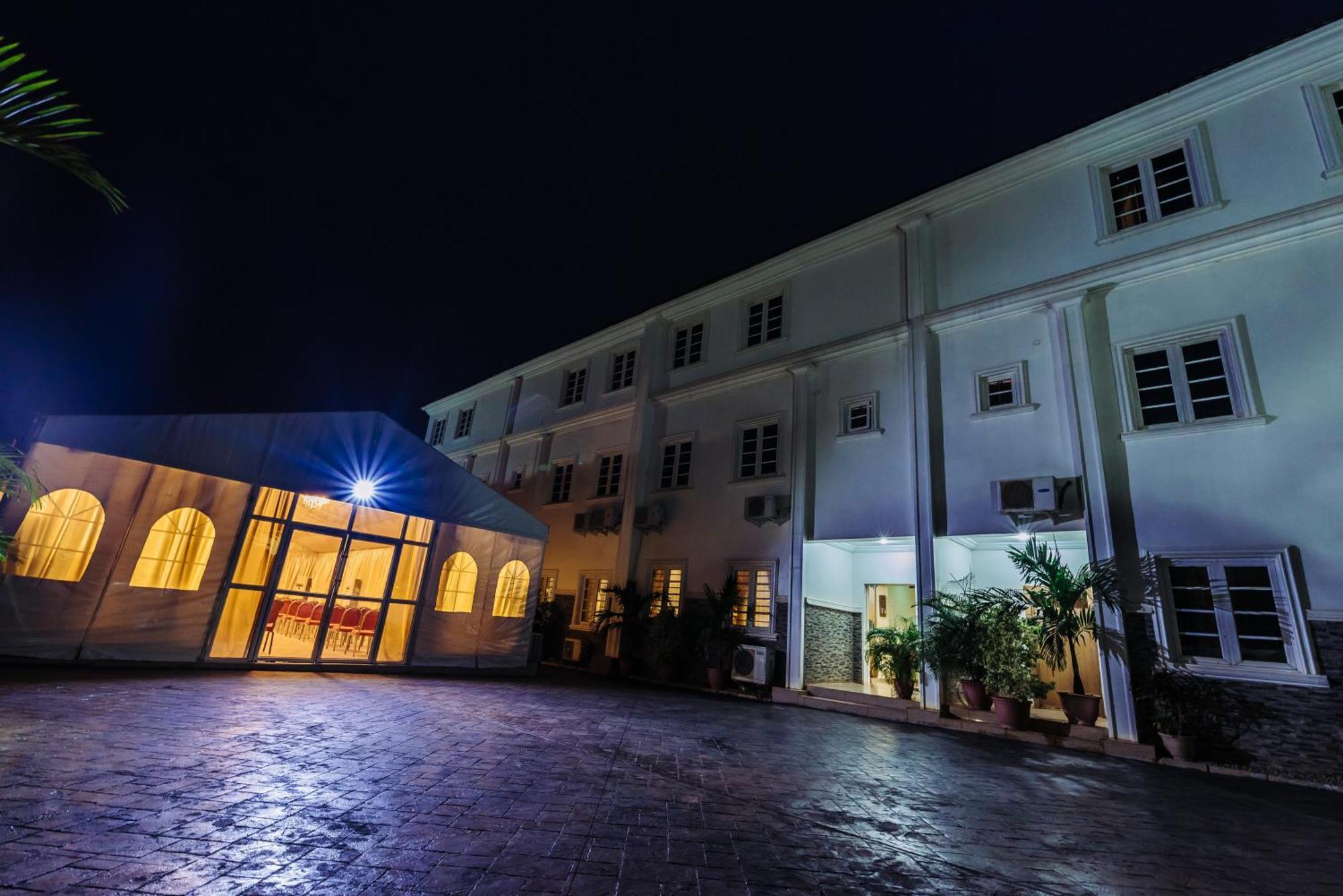 Tranquil Mews Hotel Jabi المظهر الخارجي الصورة